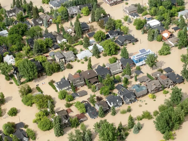 Aerial Photo of homes in South Calgary during the 2013 flood