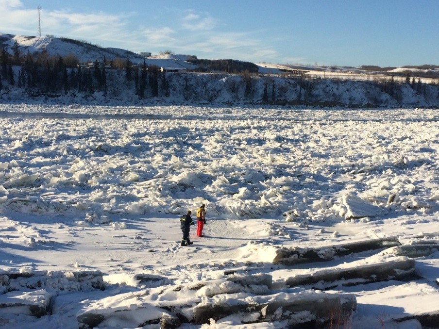 High water mark survey following freeze-up in the Town of Peace River in January 2015. No flooding was reported. Photo courtesy of Alberta Environment and Parks.