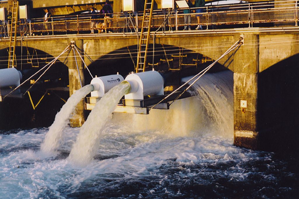 industrial water flow image